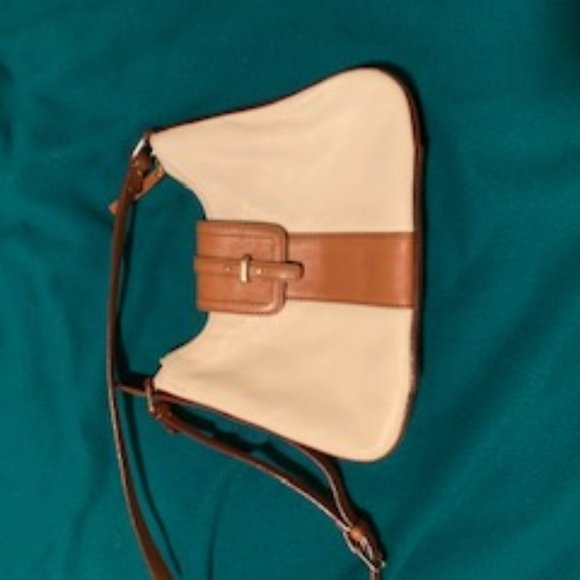 kate spade Handbags - Kate Spade Shoulder Bag